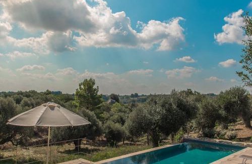 Cisternino Casa | Trullo in Cisternino with Infinity Pool