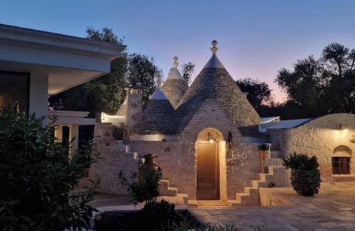 Francavilla Fontana Villa | Trullo in Francavilla Fontana with amazing pool.