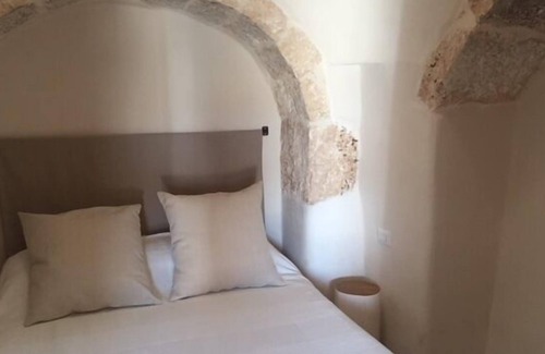 Ostuni Villa | Trullo Là Là Summary: