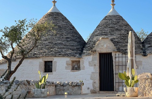 Alberobello Villa | Trullo Perla Greta - Luxury Country Villa & private heated pool