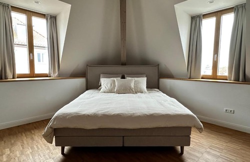 Innenstadt Apartamento | TrulyAugsburg — Spacious, Modern & Bright