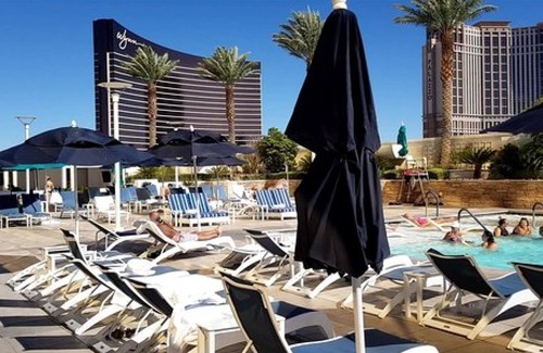 Las Vegas Apartamento | Trump International walking distance to Las Vegas Strip