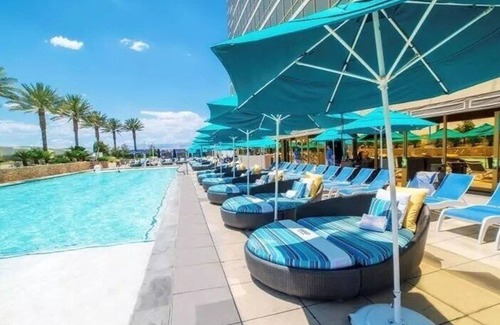 Las Vegas Apartamento | Trump International walking distance to Las Vegas Strip