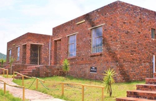 Polokwane Complejo | Tshinakie Resort Makgeng
