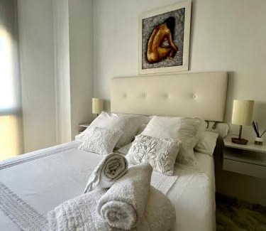 Doctor Barraquer-Grupo Renfe-Policlinico Apartamento | Tu oasis de lujo junto al Guadalquivir