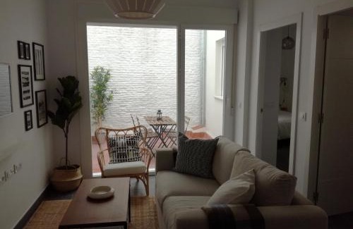 San Julian Apartamento | Tu Patio en Sevilla