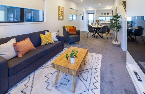 Christchurch City Centre Casa | Tuam Street delight 4 bed 4 bath