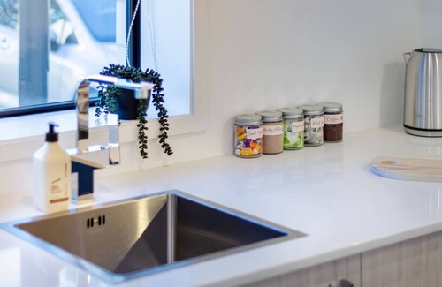 Christchurch City Centre Casa | Tuam Street delight 4 bed 4 bath