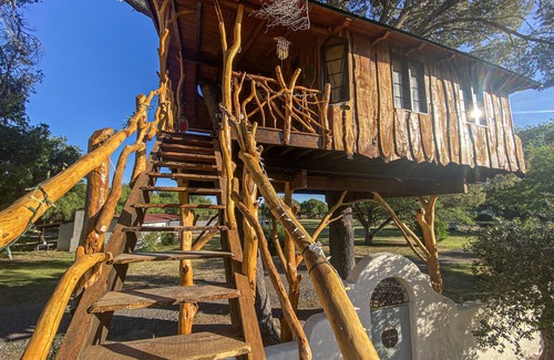 Tubac Cabina | Tubac Treehouse - built by the Treehouse Guys, LLC.
