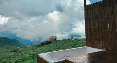 Lom Kao Otro | Tubburk glamping VIP
