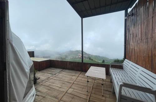 Lom Kao Otro | Tubburk glamping