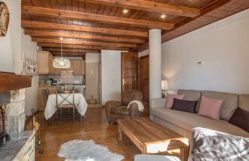 Salardu Apartamento | Tuc de Seros by Totiaran