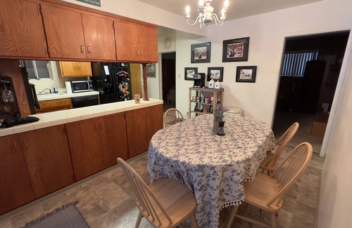McCloud Casa | Tucci Two Base camp Mountain or River adventures.