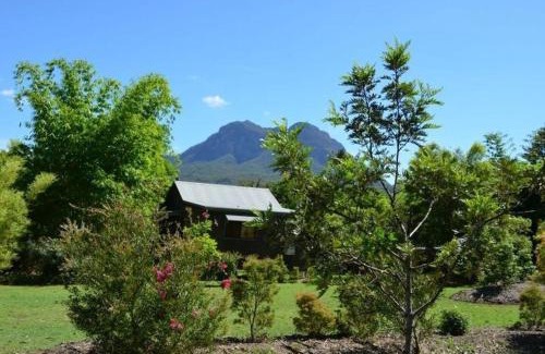 Rathdowney Cama Y Desayuno | Tuckeroo Cottages & Gardens - Blue Wren & Kookaburra