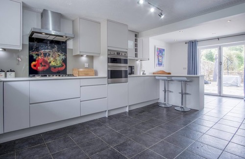 Narberth Casa | Tucking Mill - 3 Bedroom Holiday Home - Stepaside