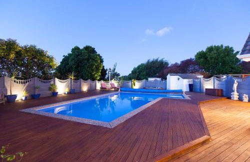 Paraparaumu Beach Cama Y Desayuno | Tudor Manor Bed & Breakfast