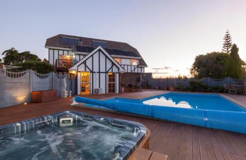 Paraparaumu Beach Cama Y Desayuno | Tudor Manor Bed & Breakfast