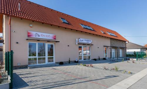 Gyal Apartamento | Tulipán Ház Gyál