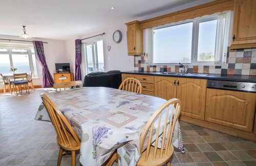 Moville Casa | TULLYALLY, family friendly, country holiday cottage in Redcastle