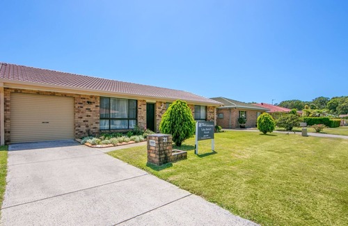 Iluka Casa | Tullys Beach House- New to the Holiday Market- Be quick