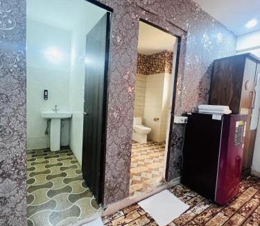 Vrindavan Hotel | Tulsi Garden- Near Prem Mandir Vrindavan