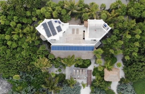 Playa Paraiso Villa | TULUM Beachfront 20min from hotel zone Housekeeping - amazing food