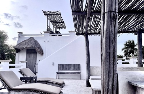 Playa Paraiso Villa | TULUM Beachfront 20min from hotel zone Housekeeping - amazing food