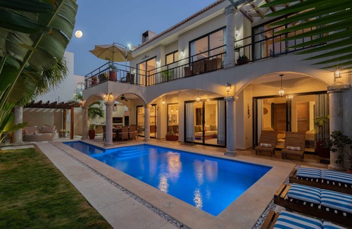 Tulum Casa | Balcones relajantes y piscina privada cerca de Holystika