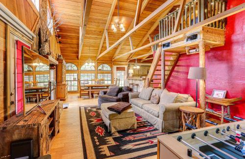 Tumbling Shoals Casa | Tumbling Shoals Cabin Less Than 1 Mi to Beaches and Boating!