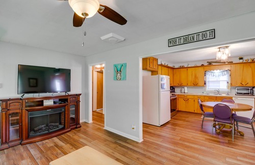 Tumbling Shoals Casa | Tumbling Shoals Home w/ Private Yard + Grill!