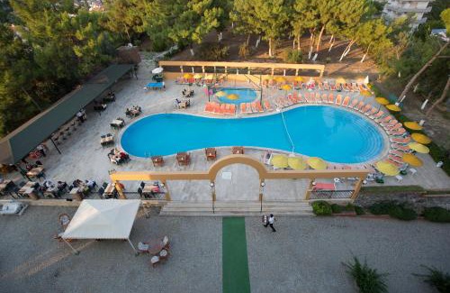 Kadnlar Denizi Mahallesi Apartamento | Tuntas Family Suites Kusadasi