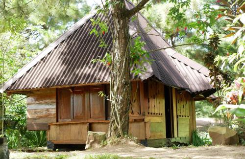 Malabag Casa | Tuny RestoFarm