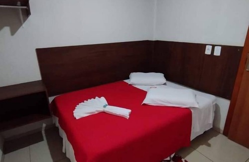 Vila Ubiratan Hotel | Turis Hotel Dourados