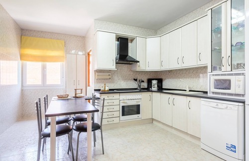 Toledo Apartamento | Amplio apartamento, completo y cómodo. Máximo 8 personas | TURISToledo: ZAFIRO