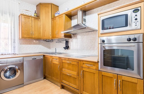 Toledo Apartamento | Apartamento amplio y coqueto. Capacidad máxima 7 personas| TURISToledo: RUBÍ