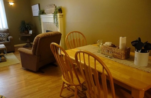 Borderland Casa | Turkey Creek Retreats - Tekoa House