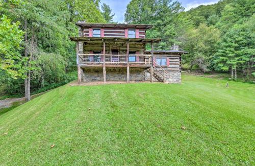 Clyde Casa | Turkey Hollow Cabin with Stunning Open Views!