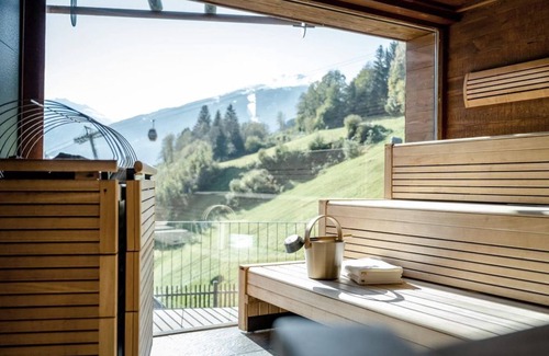 Bad Hofgastein Casa | Turmsuite XL 2-3 Nächte - Das Goldberg, Hotel