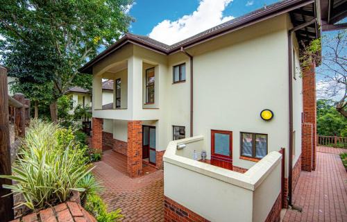 Pennington Casa | Turnberry House T16 - Selborne Golf Estate