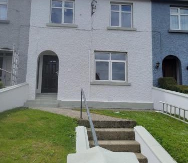 Kingscourt Casa | Turner's hill house