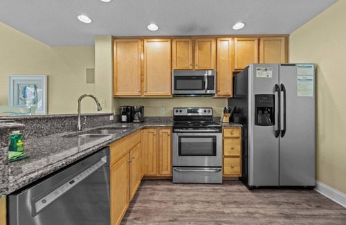 Bermuda Bay Casa | Turning Tide at Cambridge Cove 2 Bedroom Premium Townhome, 1 Mile from Beach Access