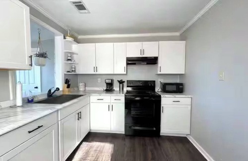 Beaufort Cabaña | Turning Tide Cottage - Sleeps 4!