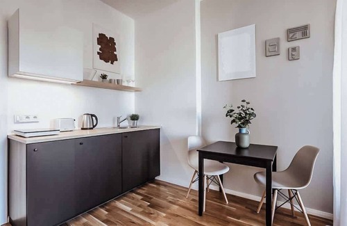 Zizkov Apartamento | TurnKey | King George Studio I