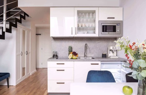Nove Mesto Apartamento | TurnKey | Two level Charles Square Apartment I