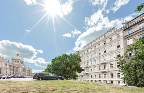 Prague 2 Apartamento | TurnKey | Wenceslas square Two Level Apartment VI