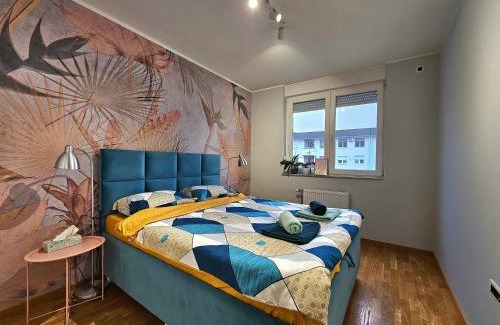 Novi Sad Apartamento | Turquoise Apartment (Private Garage)
