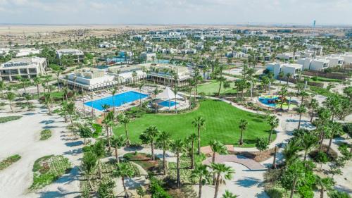 Mizail Complejo | Turtle Bay Resort - Red Sea
