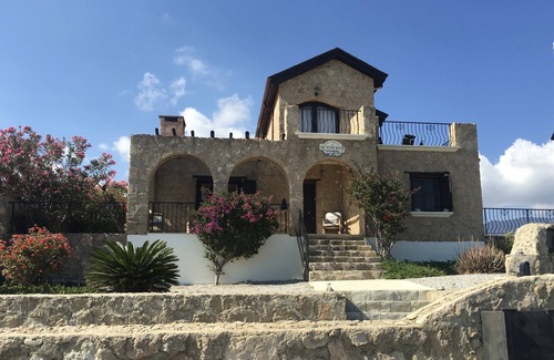 Gozubuyuk Villa | Playa de tortugas y restaurantes a pocos pasos - piscina privada - Wi-Fi ilimitado