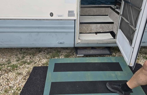 Jonestown Casa | Turtle Club RV fully renovated and can sleep up to 4.