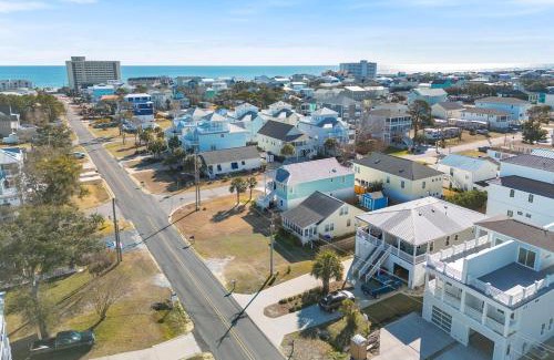 Wilmington Beach Casa | Turtle Cove Beach Retreat GOLF CART Included